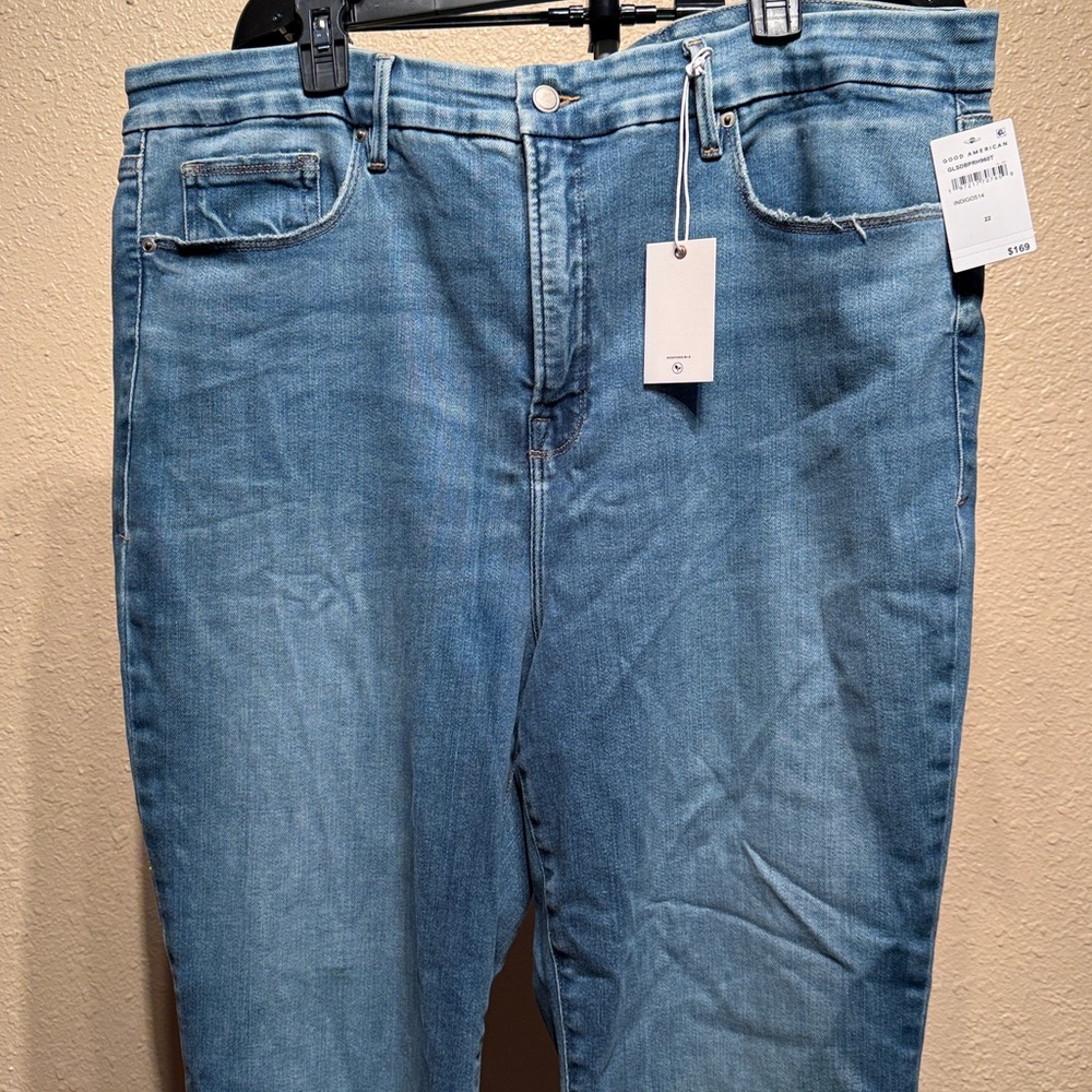 Women’s size 22 light blue wash straight legs raw hem denim crop jeans $169 - Picture 4 of 10
